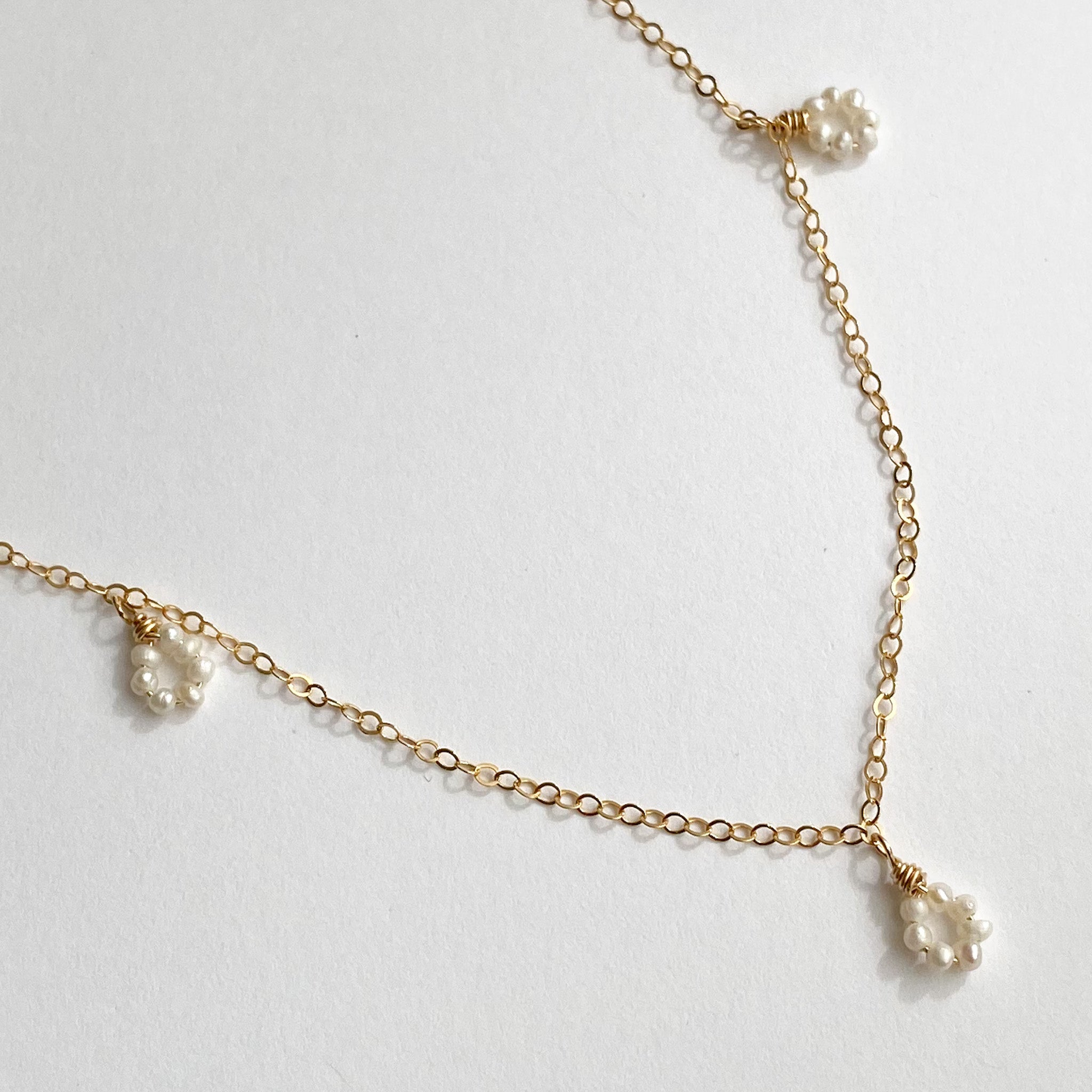 Daisy Flower Freshwater Pearl Choker